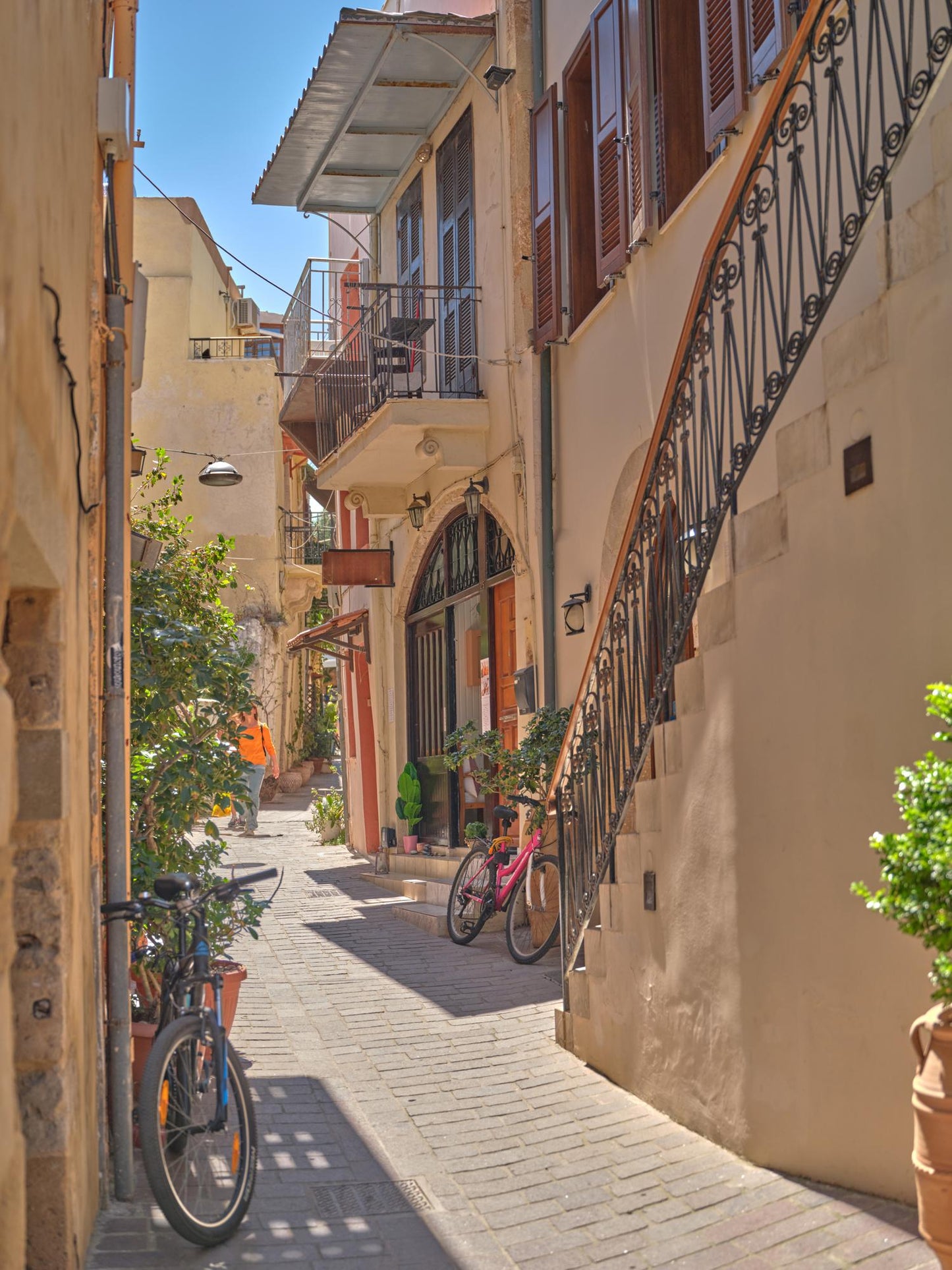 Taste & Play Chania - Private food tour game